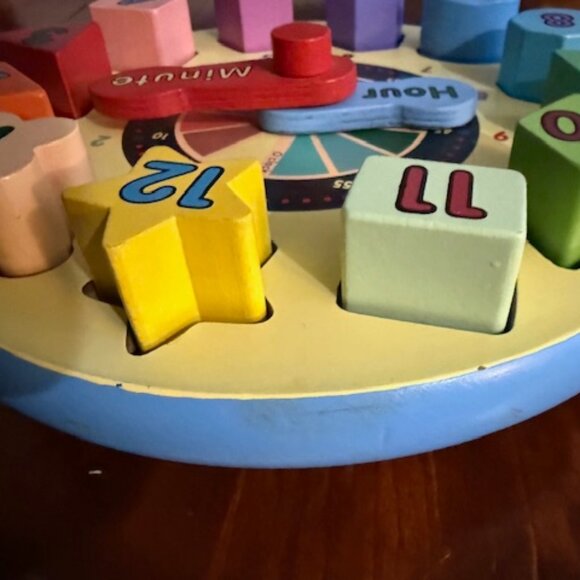 Melissa and Doug Shape Sorting Puzzle Clock - Picture 2 of 2